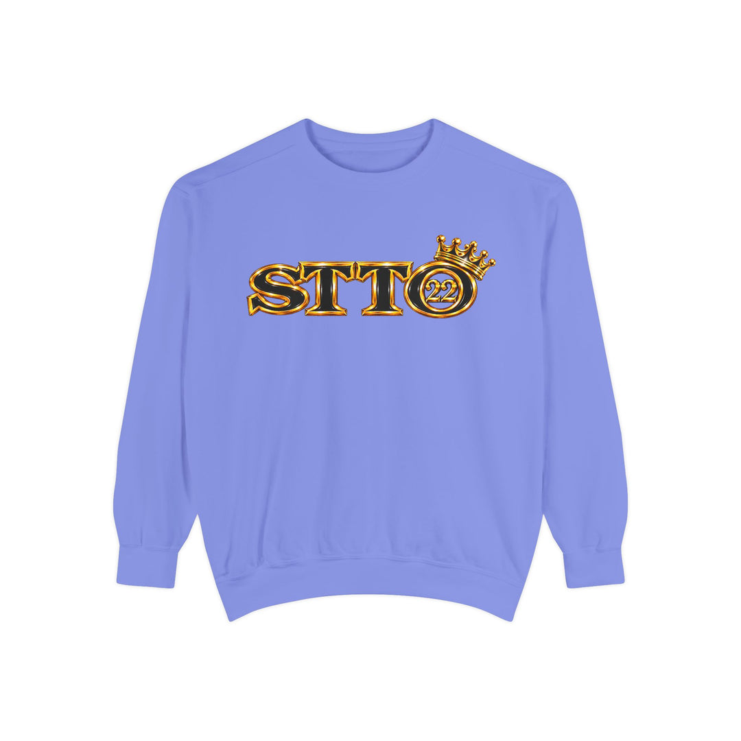 Royalty Graphic Sweatshirt — “SMARTEYWOMANS ROYALS” Gold Foil Crewneck