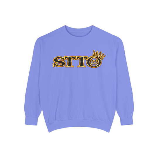 Royalty Graphic Sweatshirt — “SMARTEYWOMANS ROYALS” Gold Foil Crewneck