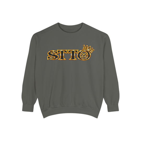 Royalty Graphic Sweatshirt — “SMARTEYWOMANS ROYALS” Gold Foil Crewneck