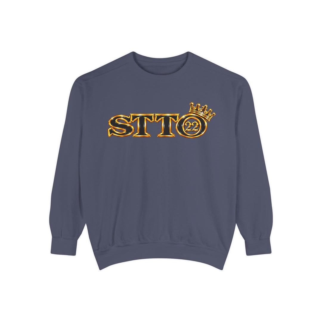 Royalty Graphic Sweatshirt — “SMARTEYWOMANS ROYALS” Gold Foil Crewneck