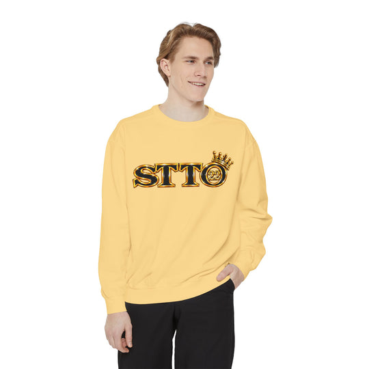Royalty Graphic Sweatshirt — “SMARTEYWOMANS ROYALS” Gold Foil Crewneck